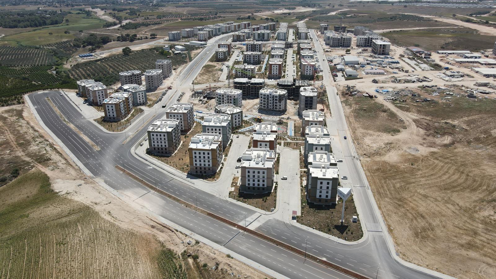 Site İçi Sıcak Karışım Asfalt Serim Çalışması